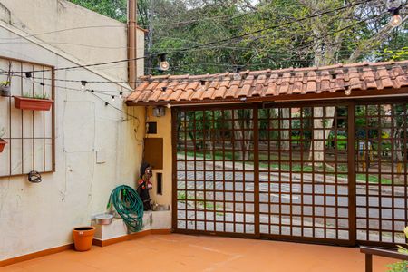 Casa à venda com 153m², 4 quartos e 2 vagas Casa à venda com 153m², 4 quartos e 2 vagasGaragem