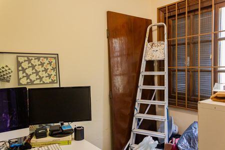 Casa à venda com 153m², 4 quartos e 2 vagas Casa à venda com 153m², 4 quartos e 2 vagasQuarto de Serviço