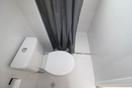 Banheiro de apartamento para alugar com 1 quarto, 28m² em Jardim São Paulo, São Paulo