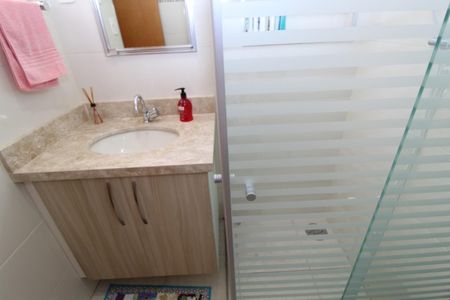 Foto 18 de casa à venda com 3 quartos, 216m² em Chácara Inglesa, São Paulo