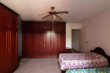 Casa à venda com 289m², 3 quartos e 4 vagasQuarto 3