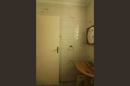 Casa à venda com 289m², 3 quartos e 4 vagasBanheiro Social 2