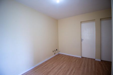 Sala  de apartamento para alugar com 2 quartos, 50m² em Jardim Guadalajara, Sorocaba