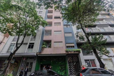 Apartamento à venda com 106m², 2 quartos e sem vaga Apartamento à venda com 106m², 2 quartos e sem vagaFachada