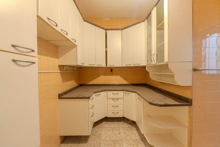 Apartamento à venda com 106m², 2 quartos e sem vaga Apartamento à venda com 106m², 2 quartos e sem vagaCozinha