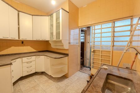 Apartamento à venda com 106m², 2 quartos e sem vaga Apartamento à venda com 106m², 2 quartos e sem vagaCozinha