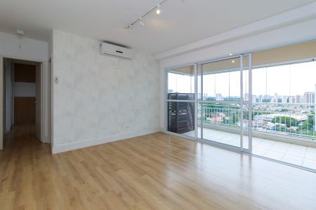 Sala de apartamento para alugar com 2 quartos, 64m² em Santo Amaro, São Paulo