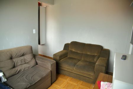 Casa à venda com 200m², 2 quartos e 2 vagasSala casa 3 