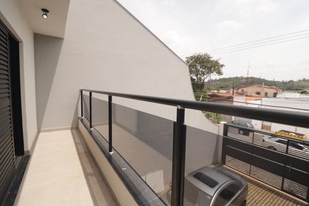 Casa à venda com 129m², 2 quartos e 4 vagasSuíte