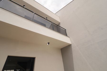 Casa à venda com 129m², 2 quartos e 4 vagasGaragem