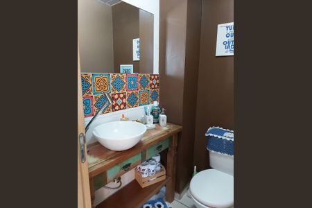 Casa de condomínio à venda com 90m², 3 quartos e 1 vaga Casa de condomínio à venda com 90m², 3 quartos e 1 vagaLavabo