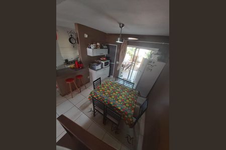 Casa de condomínio à venda com 90m², 3 quartos e 1 vaga Casa de condomínio à venda com 90m², 3 quartos e 1 vagaCozinha