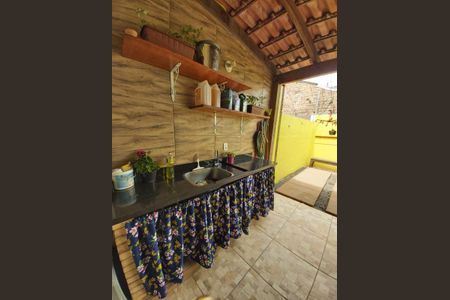 Casa de condomínio à venda com 90m², 3 quartos e 1 vaga Casa de condomínio à venda com 90m², 3 quartos e 1 vagaEspaço Gourmet