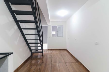 Sala e Cozinha de kitnet/studio para alugar com 1 quarto, 14m² em Vila Tiradentes, São Paulo