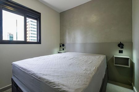 Quarto de apartamento para alugar com 1 quarto, 275m² em Pinheiros, São Paulo