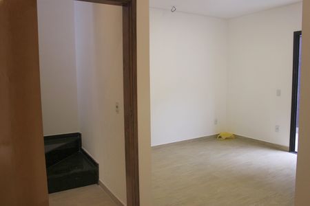 Casa para alugar com 125m², 3 quartos e 2 vagasSuíte