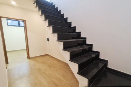 Casa para alugar com 125m², 3 quartos e 2 vagas Casa para alugar com 125m², 3 quartos e 2 vagasRall dos quartos