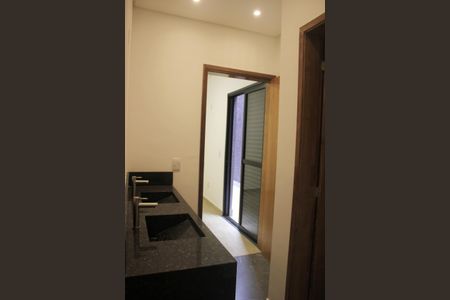 Casa para alugar com 125m², 3 quartos e 2 vagasBanheiro social dos quartos