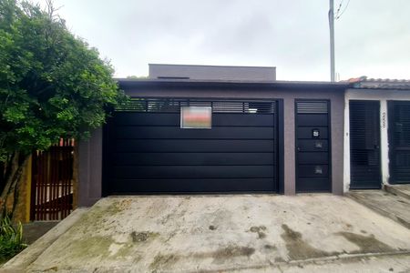 Casa para alugar com 125m², 3 quartos e 2 vagas Casa para alugar com 125m², 3 quartos e 2 vagasFachada