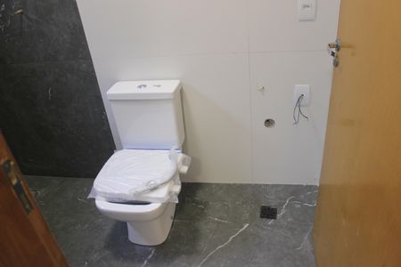 Casa para alugar com 125m², 3 quartos e 2 vagasBanheiro da Suíte