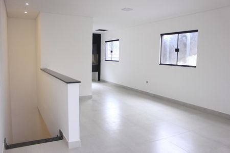 Sala de casa para alugar com 3 quartos, 125m² em Jardim Paraventi, Guarulhos