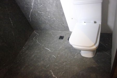 Casa para alugar com 125m², 3 quartos e 2 vagasBanheiro social dos quartos