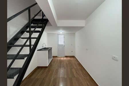 Kitnet de kitnet/studio para alugar com 1 quarto, 13m² em Vila Tiradentes, São Paulo