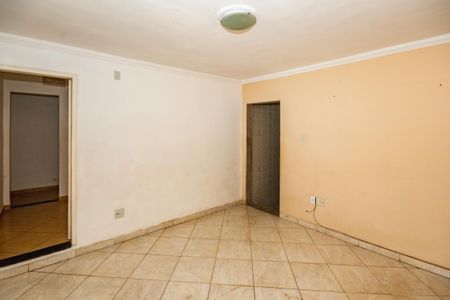 Casa à venda com 3 quartos, 120m² em Serrano, Belo Horizonte