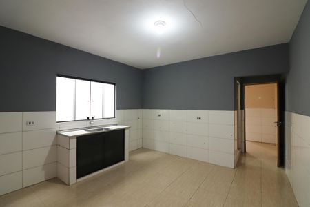 Salas/Cozinha  de casa à venda com 2 quartos, 900m² em Montanhão, São Bernardo do Campo