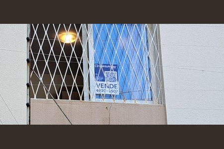 Apartamento à venda com 64m², 1 quarto e sem vaga Apartamento à venda com 64m², 1 quarto e sem vagaAdesivo na Janela