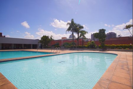 Apartamento para alugar com 162m², 2 quartos e 2 vagasÁrea Comum - Piscinas