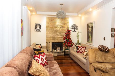 Sala de casa à venda com 4 quartos, 300m² em Jardim Santa Helena, São Paulo