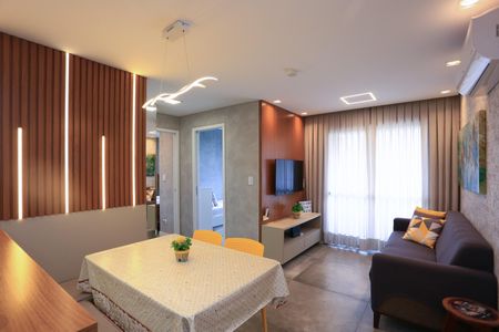 Sala  de apartamento à venda com 2 quartos, 50m² em Vila Suzana, São Paulo