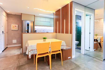 Sala  de apartamento à venda com 2 quartos, 50m² em Vila Suzana, São Paulo