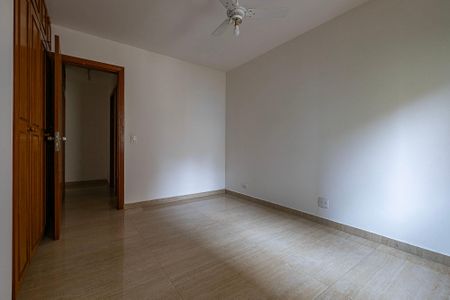 Apartamento à venda com 170m², 4 quartos e 2 vagas Apartamento à venda com 170m², 4 quartos e 2 vagasSuíte 2