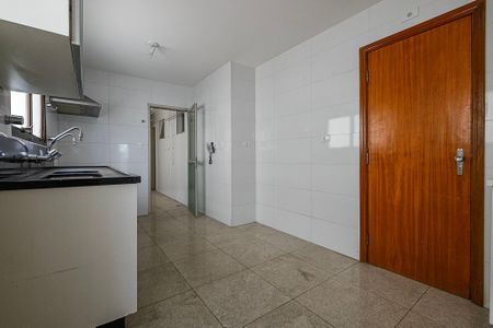 Apartamento à venda com 170m², 4 quartos e 2 vagas Apartamento à venda com 170m², 4 quartos e 2 vagasCozinha