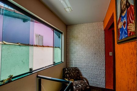 Corredor de casa à venda com 2 quartos, 146m² em Vila Junqueira, Santo André