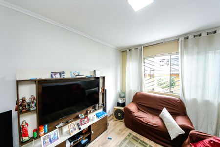 Sala de casa para alugar com 2 quartos, 190m² em Jardim Panorama (zona Leste), São Paulo