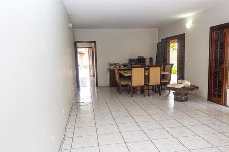 Sala de casa para alugar com 7 quartos, 400m² em Jardim Represa, São Paulo