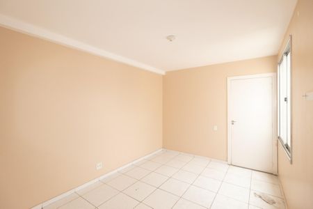 Sala de apartamento para alugar com 2 quartos, 48m² em Cosmos, Rio de Janeiro