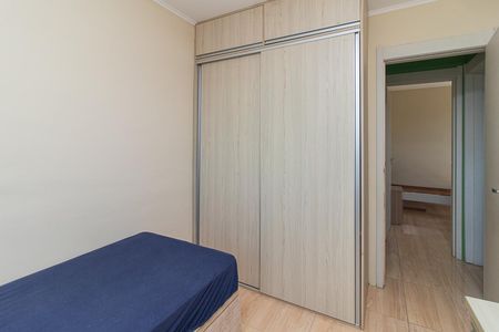 Quarto 1 de apartamento para alugar com 3 quartos, 70m² em Cavalhada, Porto Alegre