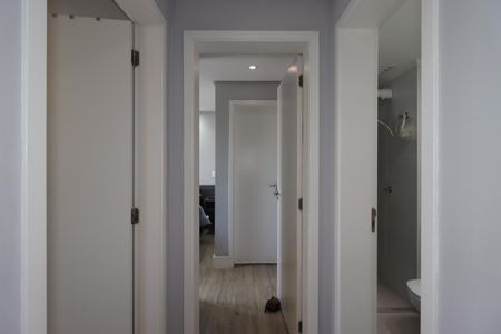 Apartamento à venda com 60m², 2 quartos e 2 vagasCorredor