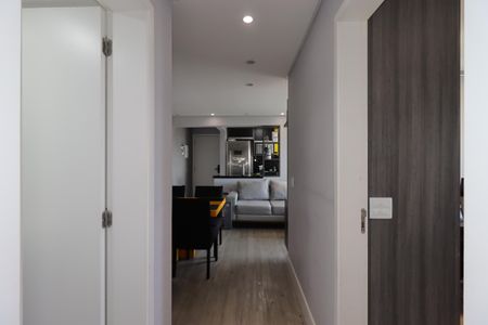 Apartamento à venda com 60m², 2 quartos e 2 vagasCorredor