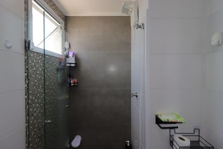 Apartamento à venda com 60m², 2 quartos e 2 vagasBanheiro da Suíte