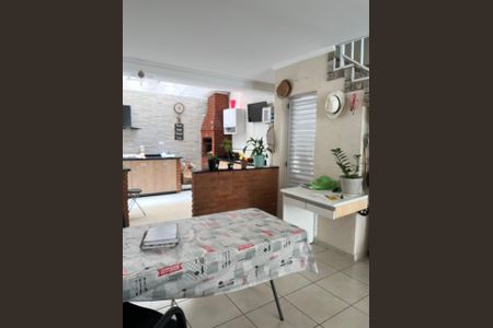 Casa à venda com 3 quartos, 200m² em Vila Leopoldina, Santo André