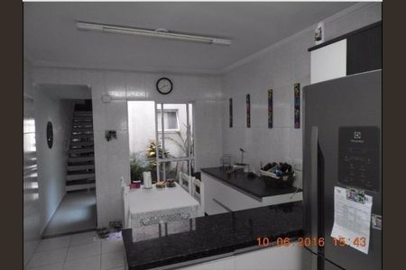Casa à venda com 3 quartos, 115m² em Vila Linda, Santo André