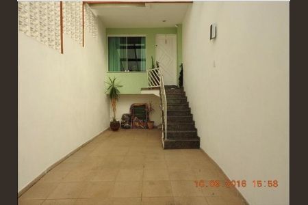 Casa à venda com 3 quartos, 115m² em Vila Linda, Santo André