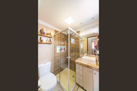 Banheiro de apartamento à venda com 2 quartos, 54m² em Parque das Nações, Santo André