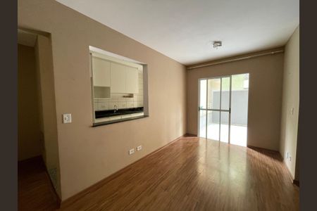 Sala de apartamento para alugar com 2 quartos, 75m² em Parque Rincao, Cotia