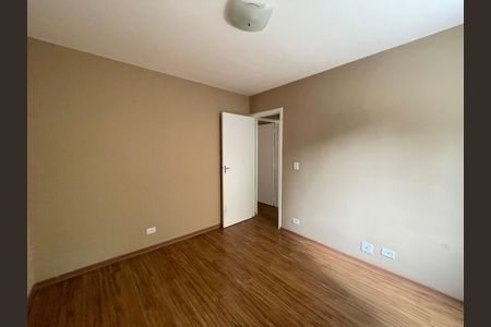 Quarto 1 de apartamento para alugar com 2 quartos, 75m² em Parque Rincao, Cotia